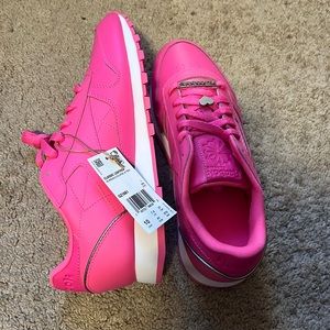 Pink Reebok’s !!